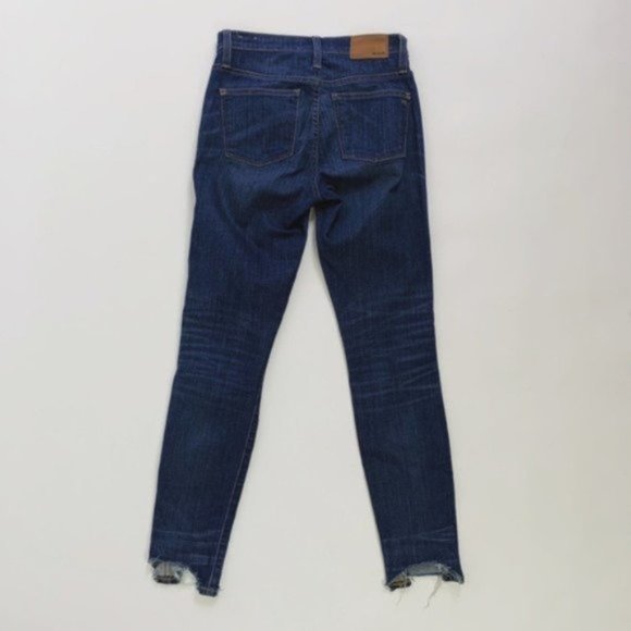 Madewell 10" High-Rise Skinny Jeans: Chewed-Hem Edition - Picture 10 of 11